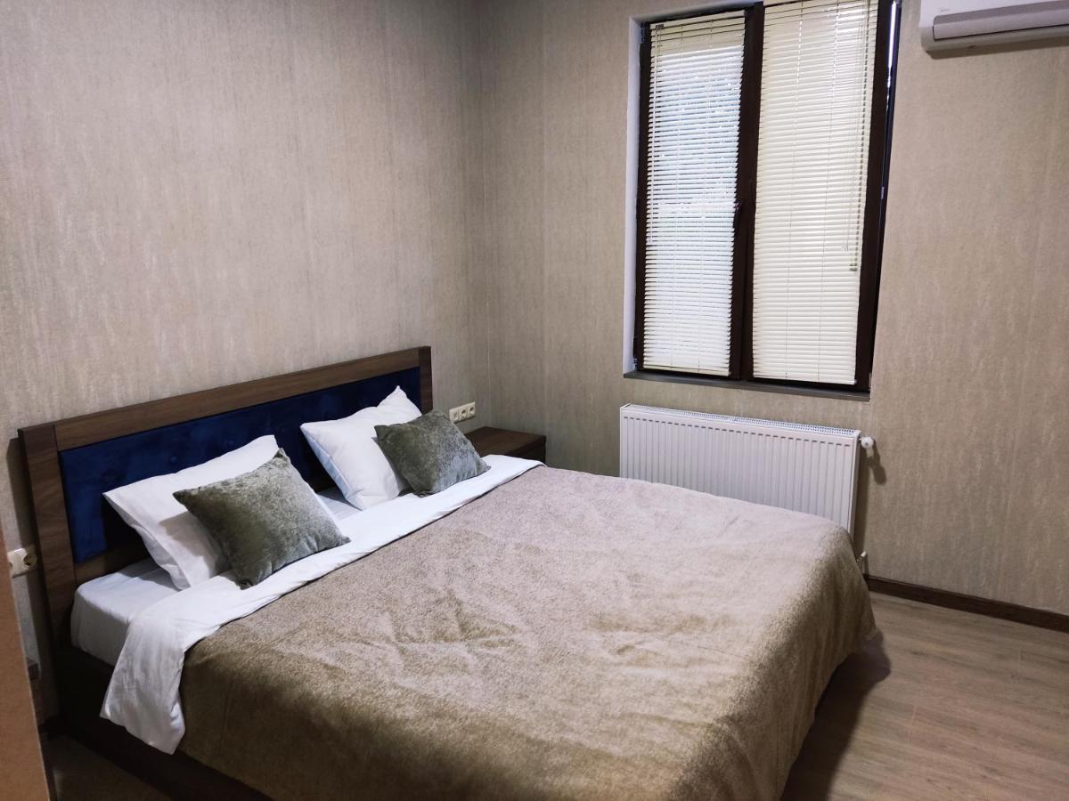 Guest House Spartak Tbilisi Esterno foto