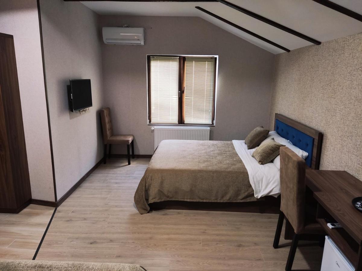 Guest House Spartak Tbilisi Esterno foto