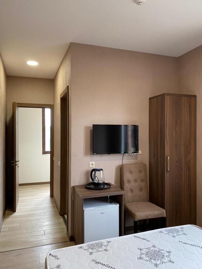 Guest House Spartak Tbilisi Esterno foto