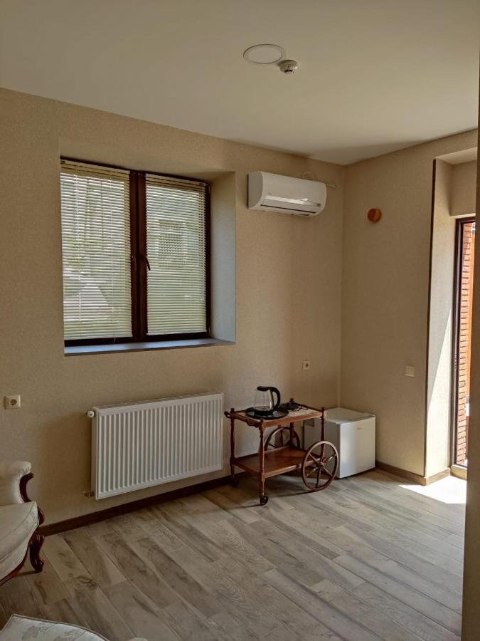 Guest House Spartak Tbilisi Esterno foto