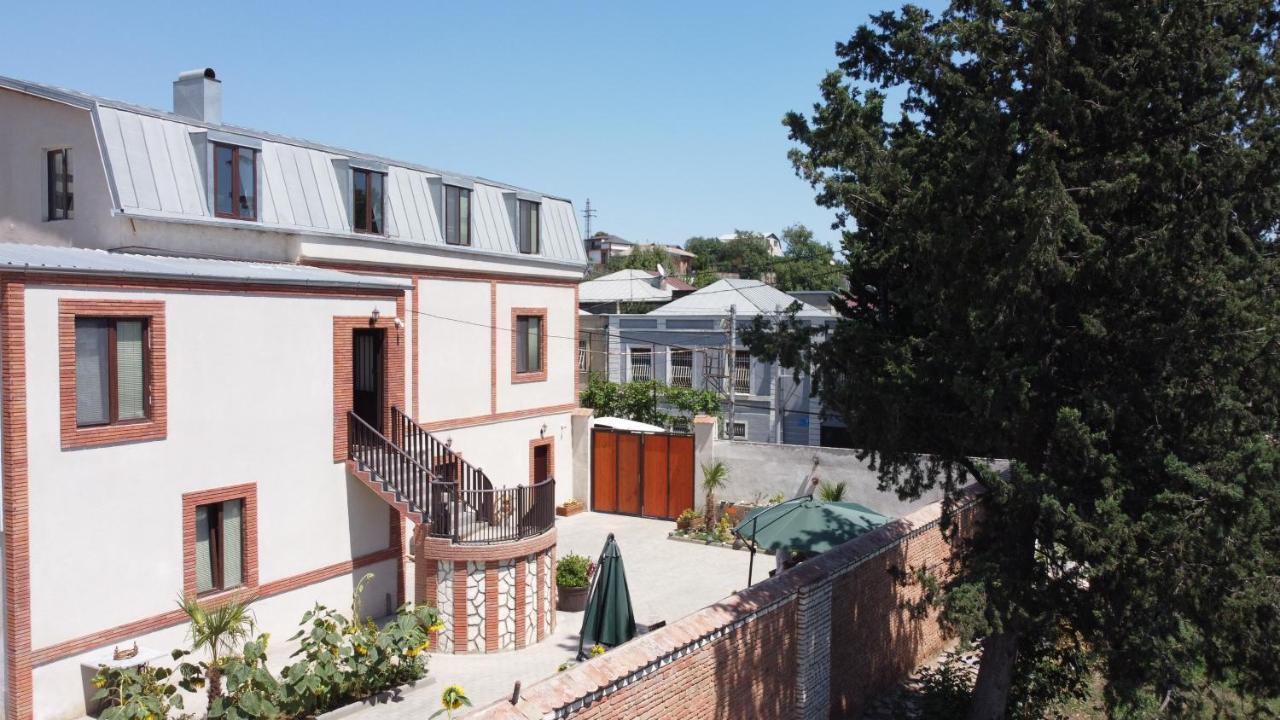 Guest House Spartak Tbilisi Esterno foto