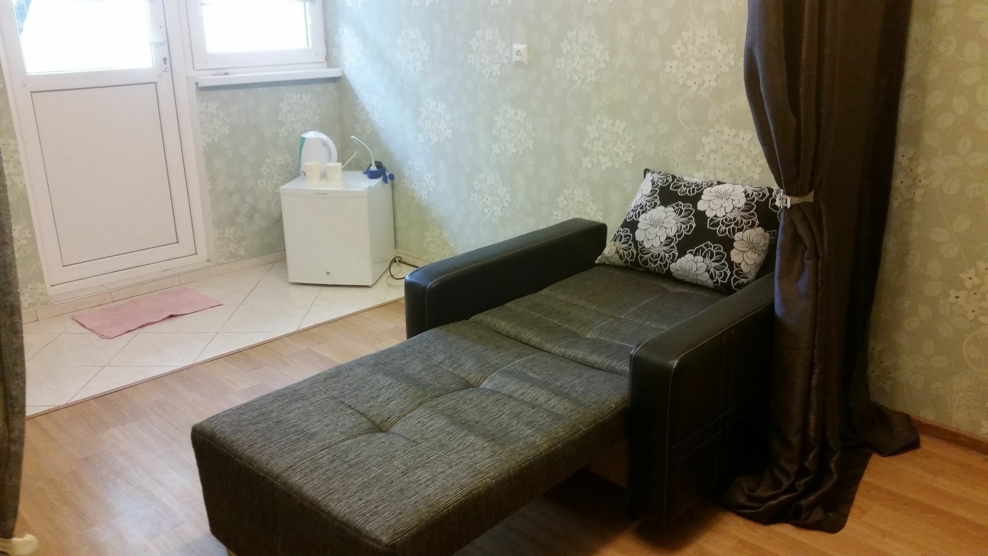 Guest House Spartak Tbilisi Esterno foto